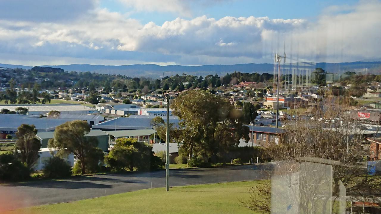 Youngtown Executive Apartments - 2Br Included, Free Parking & Wifi, Sofa Bed & Cot Fee Applies Launceston Exterior photo