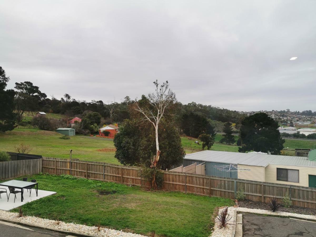 Youngtown Executive Apartments - 2Br Included, Free Parking & Wifi, Sofa Bed & Cot Fee Applies Launceston Exterior photo